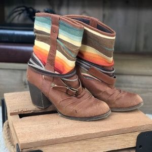 Mossimo Block Heel Aztec/Southwest Print Boots